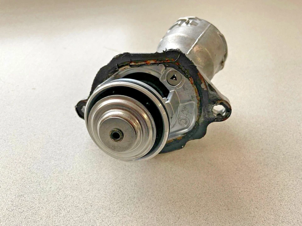 Mercedes-Benz SLK280 R171 2004-2010 ~ CARCASA TERMOSTATO ~ A2722000115 Foto 3 de 4