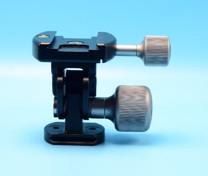 Really Right Stuff Pro Monopod Head with Standard ScrewKnob Clamp MH