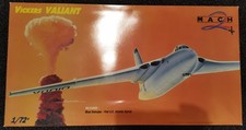 Mach 2 1/72 Model kit Vickers Valiant bomber w/Blue Danube Nuke - #GP036 