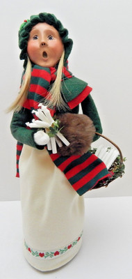 Byers Choice Carolers 2002 Woman Hoffman's Candle Corner Very Nice! (680