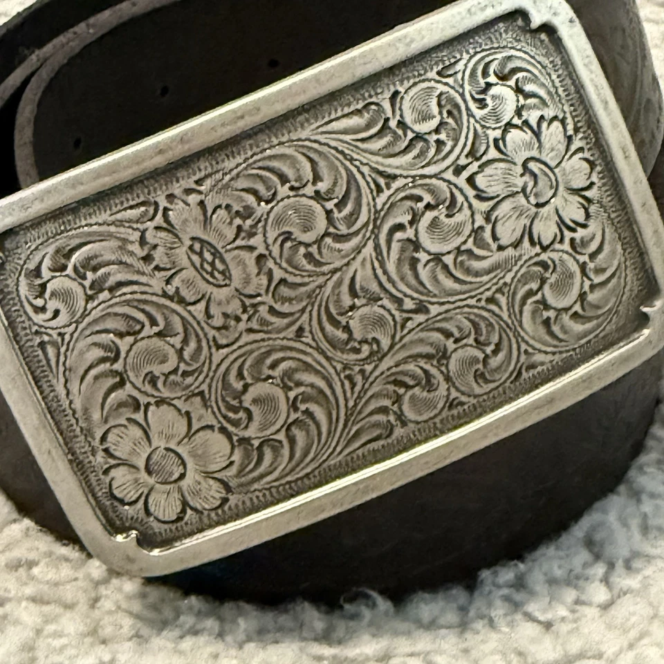 Fossil 1995 Mujer Cuero Genuino Marrón Cinturón Floral Repujado Cinturón y Hebilla Foto 3 de 4