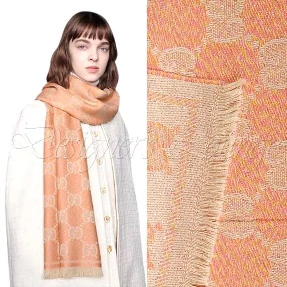 NEUF ÉCHARPE EN LAINE GUCCI GG jacquard beige et rose authentique