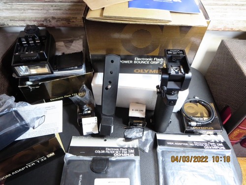 Olympus OM-2N Electronic Flash Power Bounce Grip 2, + T32 Flash With Extras. - Picture 9 of 12