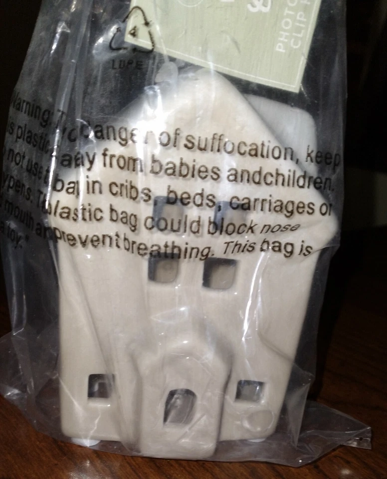 St. Nicholas Square Ceramic House Clip Holder sz 5 1/2"H x 2 3/4" W x 1 7/8 D - Image 3 of 4