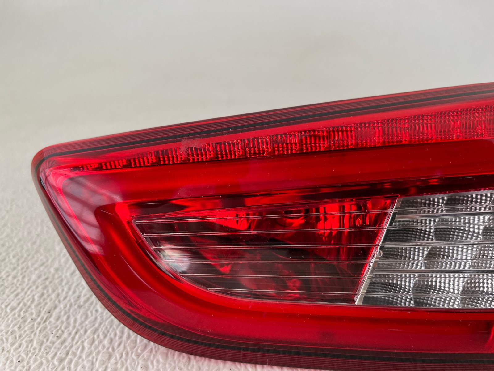Maserati Ghibli 2014-2019 Right Inner Tail light