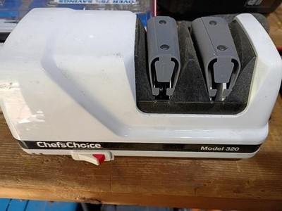 Chef's Choice 320 Diamond Hone 2 Stage Electric Sharpener - Used Once