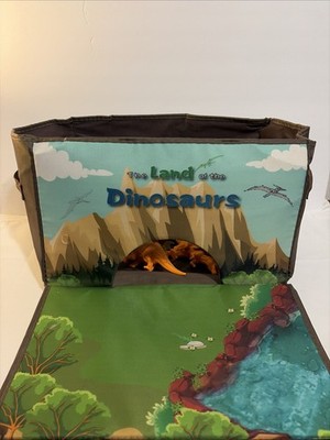 Live memory The Land Of Dinosaurs Play Box With A Lot Of Dinosaurs