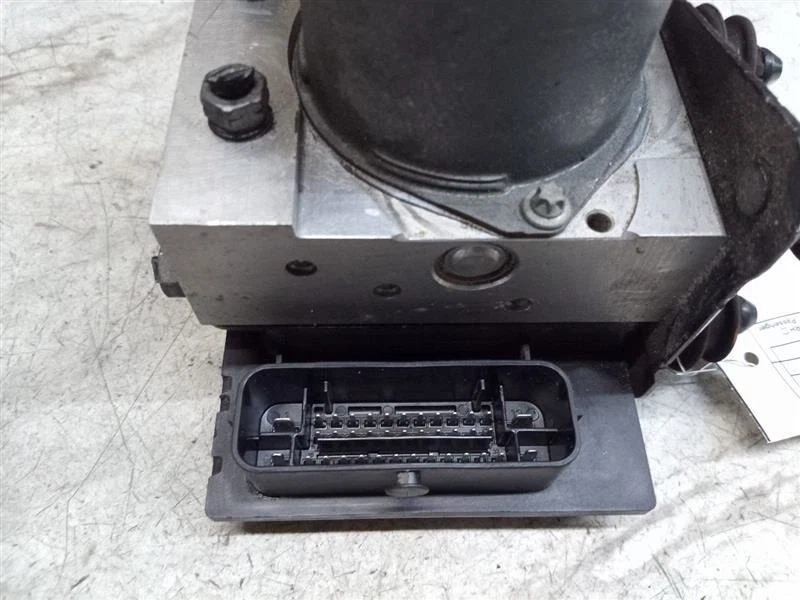 2014 AUDI A4 ANTI LOCK ABS PUMP - Изображение 2 из 4