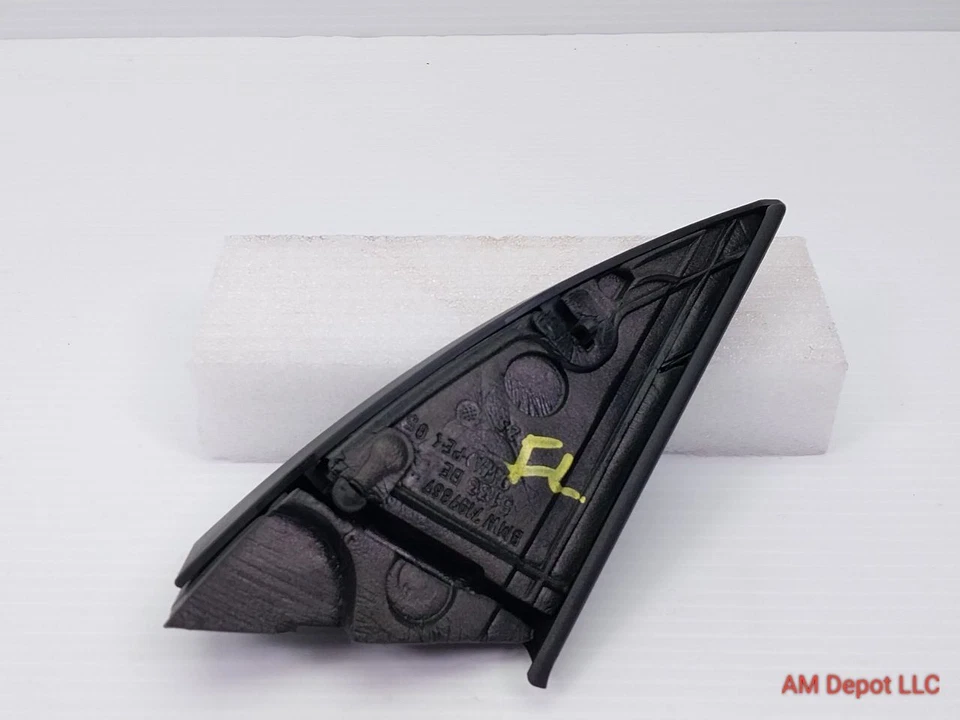 BMW 535i 528i 550i GT F07 2012 puerta delantera izquierda interior triángulo tweeter parrilla  Foto 2 de 3