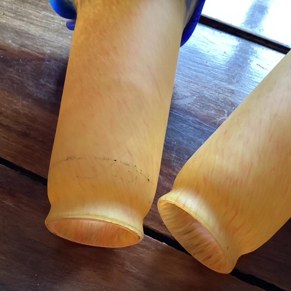 VINTAGE ART DE FRANCE GLASS TULIP LAMPSHADES X 2 , YELLOW, BLUE, RED MOTTLED - Image 4 of 4