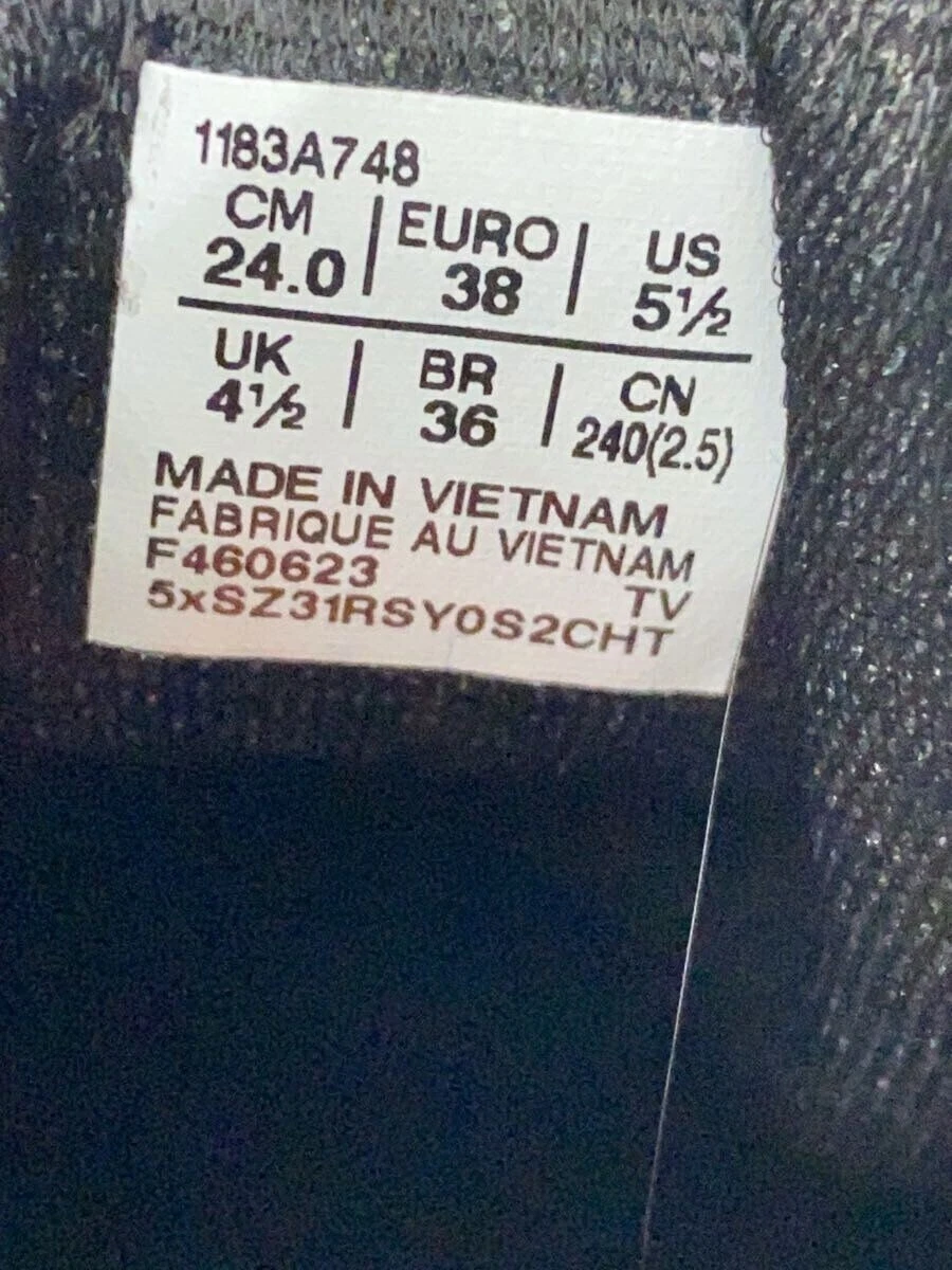 Stivali stringati ASICS 24 cm usati