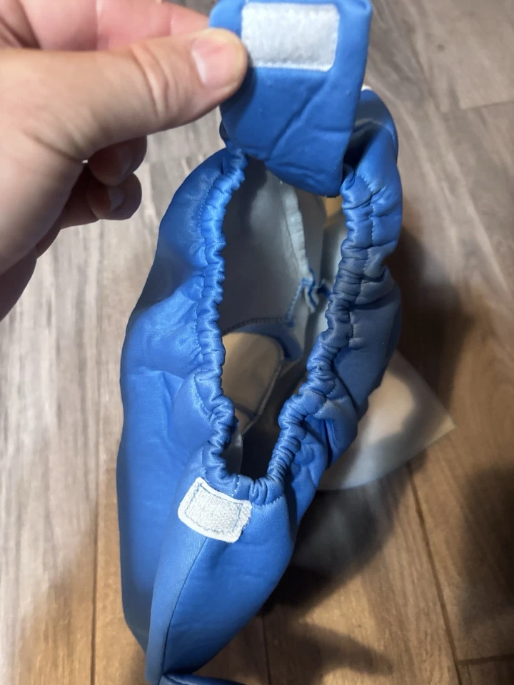 Bebé Tiburón Pinza el Tiburón Gran Tiburón Blanco Infantil Halloween Disfraz Foto 3 de 4