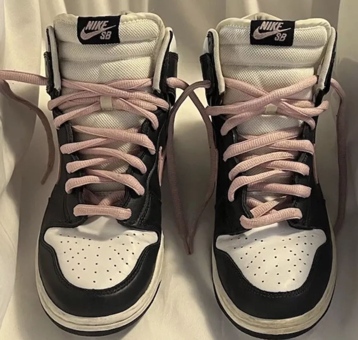 Nike sb shop shy pink