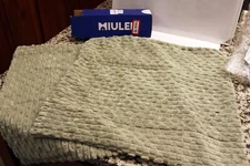 Miulee Set of 2 18" x 18" Sage Green Pillow Covers, Soft Fuzzy Velour,