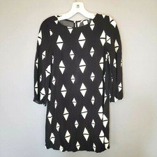 H & M Women's Dress Black White Geometric Print Size 4 Sheath Dress Long Sleeve