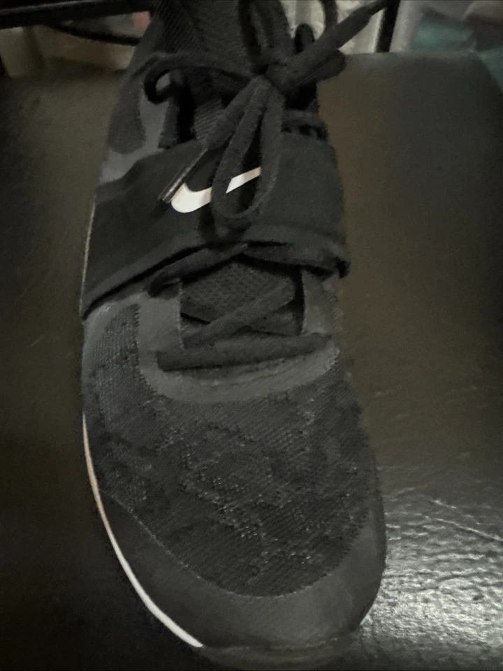 Nike Comfort Foot Bed Size 8.5 Women Black With White Swoosh - Image 4 of 4