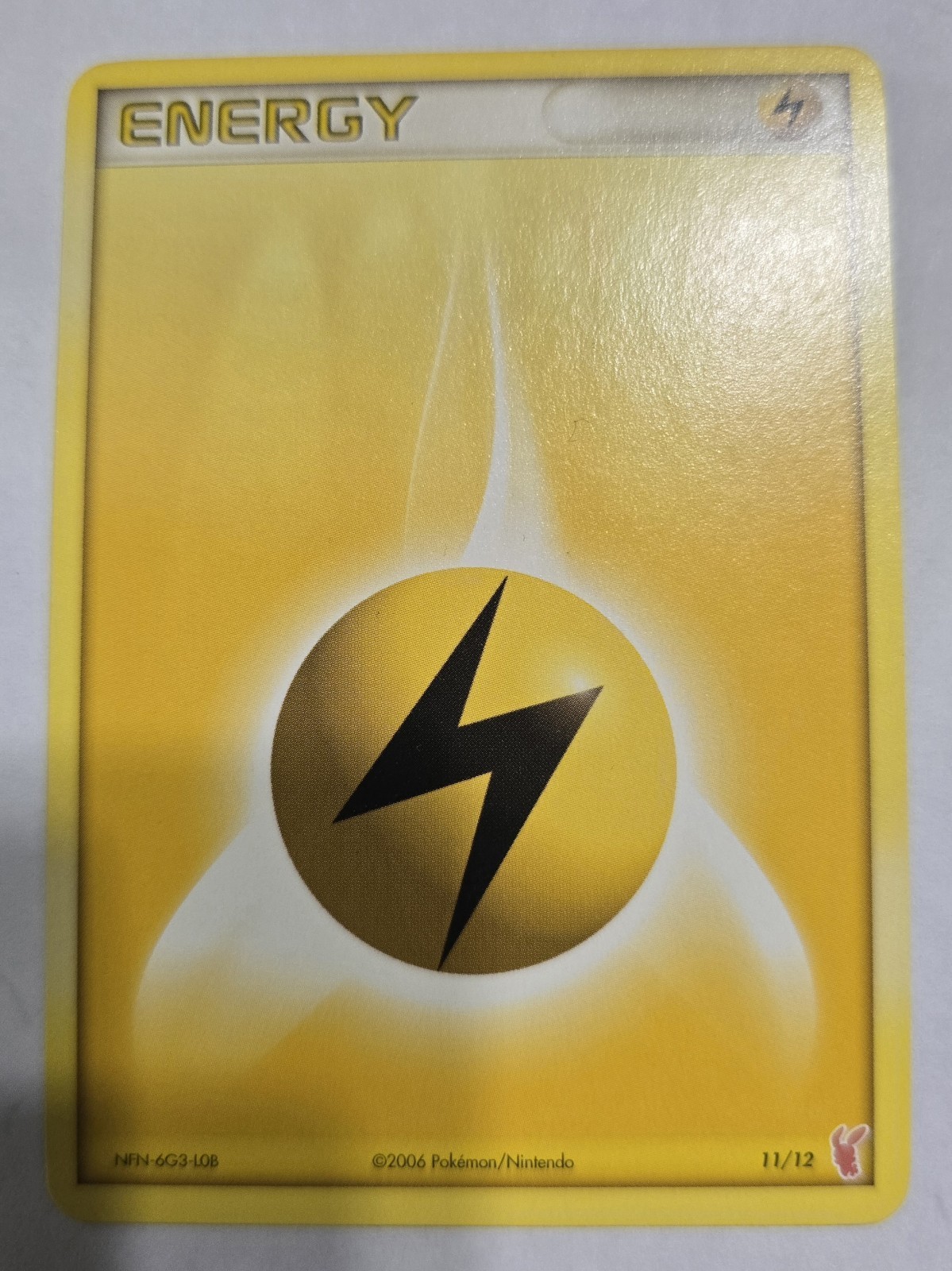 Pokémon Lightning Energy 11/12 EX Trainer Kit 2006 NM