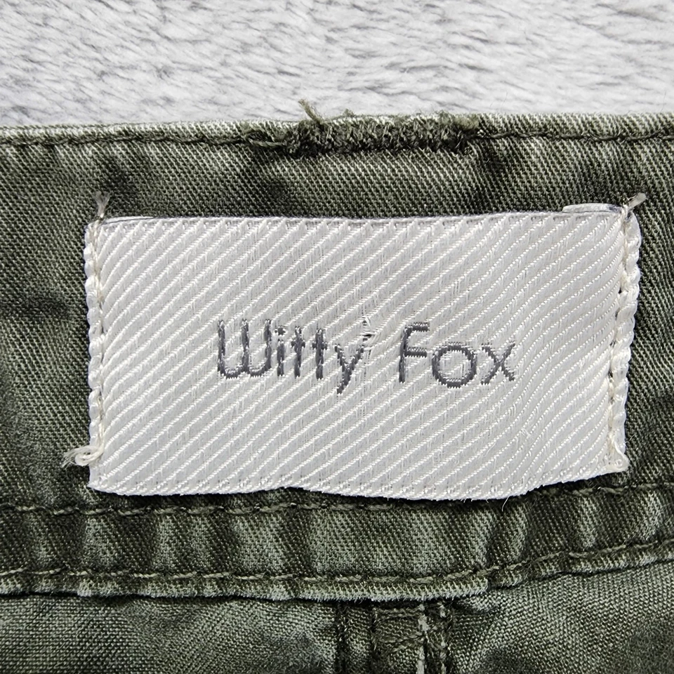 Pantalones Cortos Witty Fox Para Mujer 7/28 Verde Tiro Medio Carga Dobladillo Crudo Cortado Exterior  Foto 4 de 4