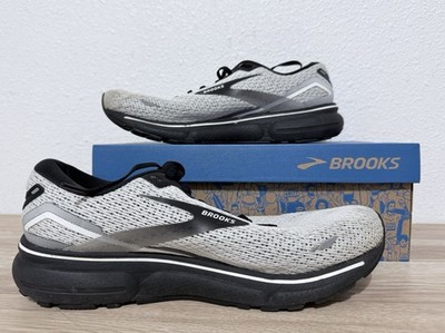 Brooks Ghost 15 Size 11 Men's White Black Running Shoes