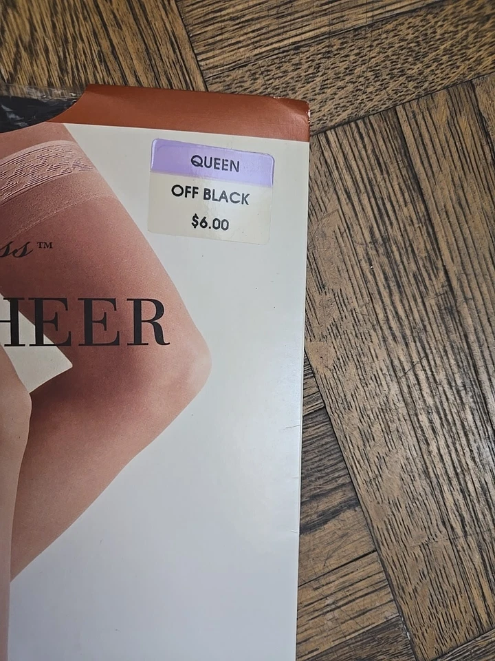 East 5th Sheer Caress Muslo Alto Estirado Encaje Reina Negro y Avena Puntera Reforzada Foto 3 de 4