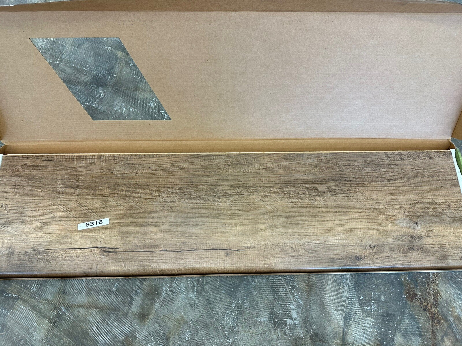 Picture 2 of 4