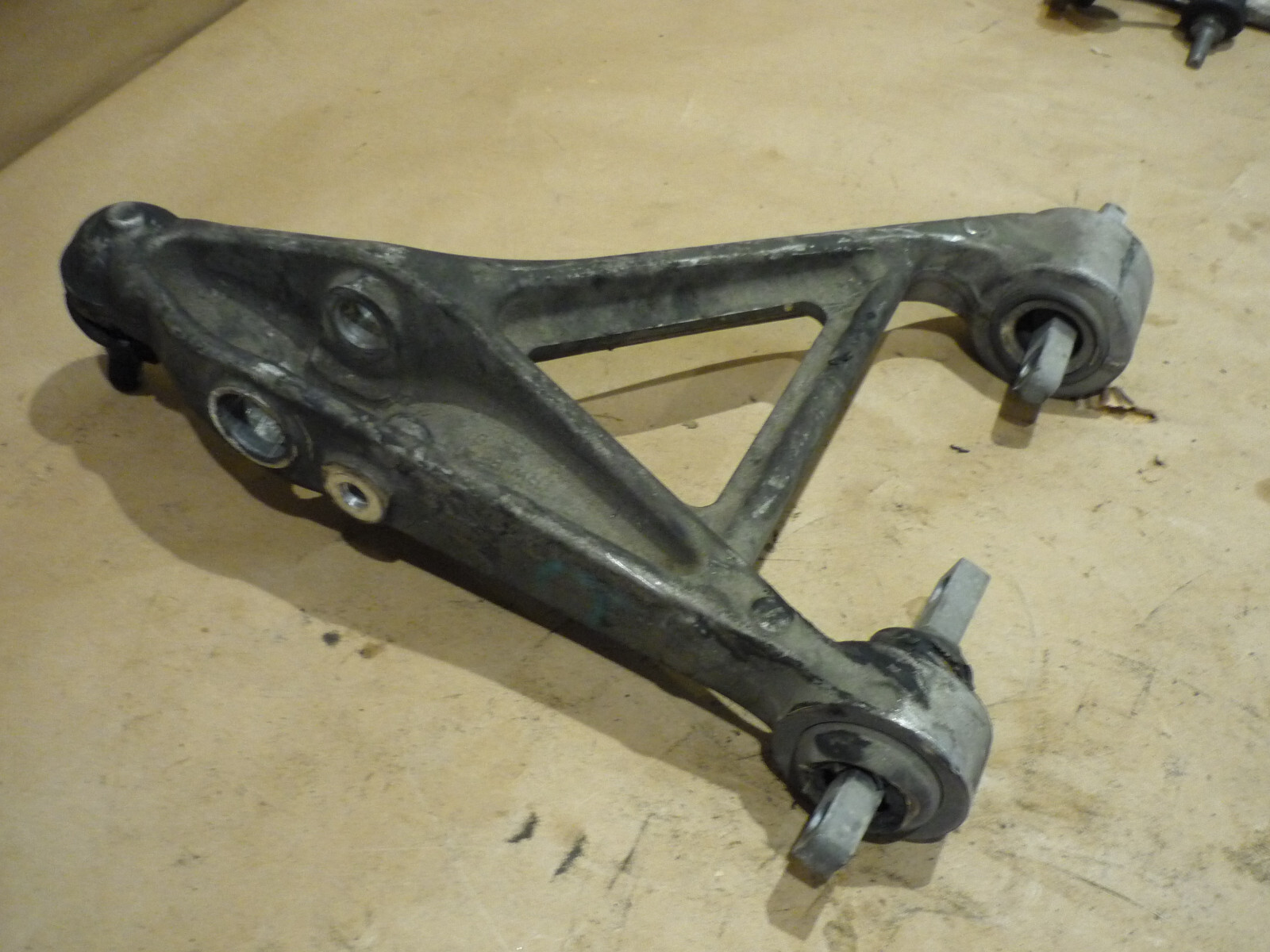 Ferrari California - LH Front Lower Lever/A-Arm (CORE)   P/N 242495