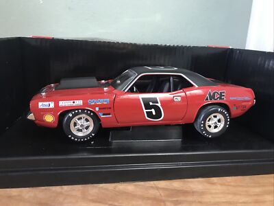 ERTL 60th Anniversary ACE Hardware 1971 Plymouth Barracuda