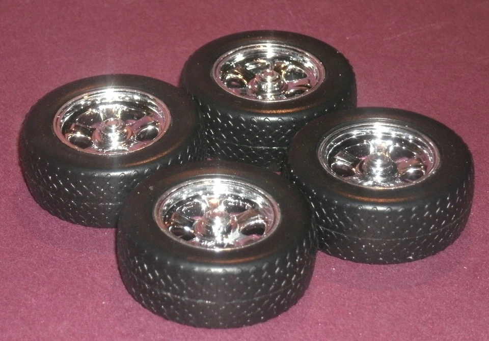 Juego de ruedas y neumáticos Dodge Charger 2006 escala 1/24 (4) piezas modelo juguetes Jada Foto 2 de 4