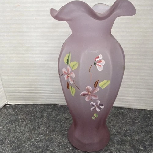 Vintage Fenton Glass Daffodil Hand Painted Lavender Pink Vase 7.5"