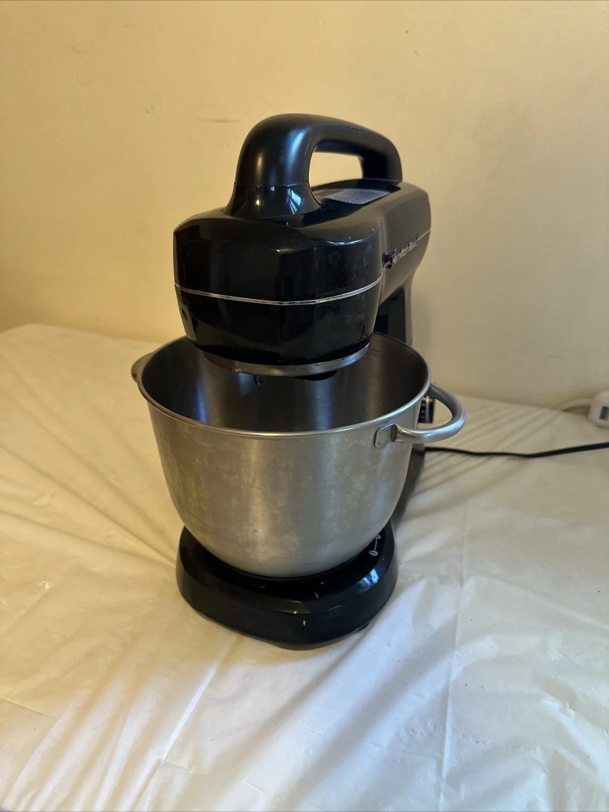 Hamilton Beach 63391 7 Speed Stand Mixer With Bowl No Attachments
