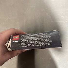 Lego 75033 Microfighters Star Destroyer w/Imperial Crew, has Damaged Box