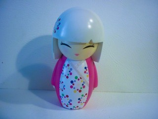 FIGURINE KIMMIDOLL KIMMI JUNIOR MIMI ROSE FLUO HAUTEUR 8 5CM RECTO/VERSO