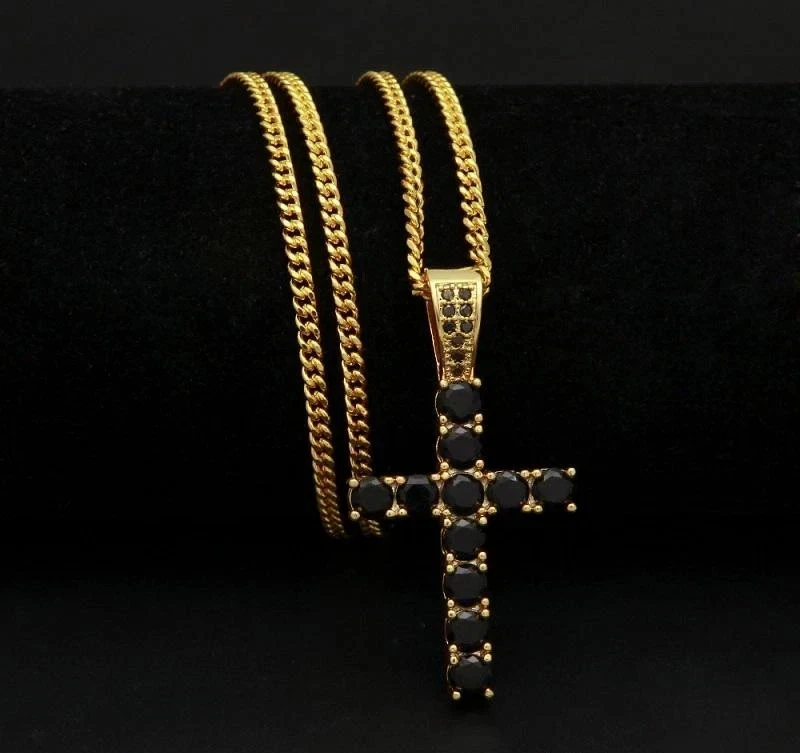 Colgante Cruz Diamante Negro Simulado Redondo 2.60Ct Chapado en Oro Amarillo 14k Para Hombre Foto 2 de 3