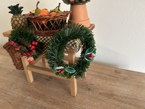 Byers Choice Thanksgiving Christmas Holiday Table - Picture 5 of 18