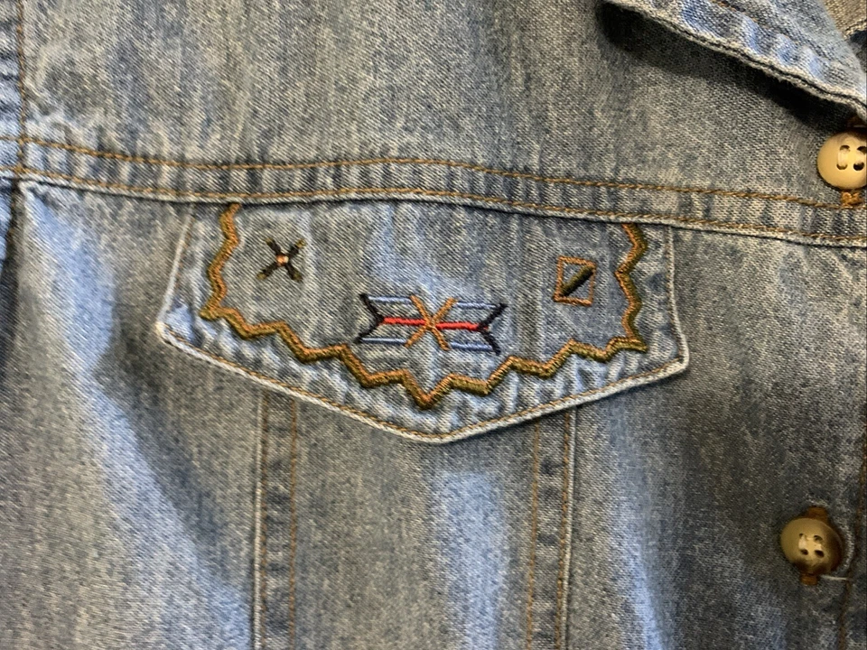 Chaleco Denim Vintage NEW LOOK Cuello Marrón Bordado Abotonada GRANDE Foto 4 de 4