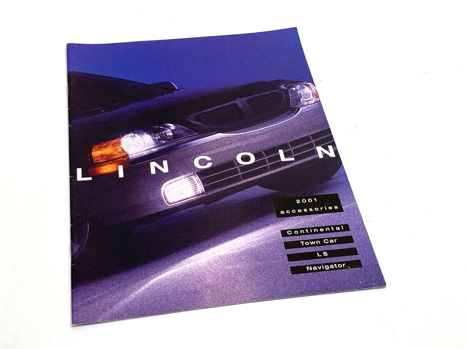 2001 Lincoln Continental Town Car LS Navigator Accessories Brochure