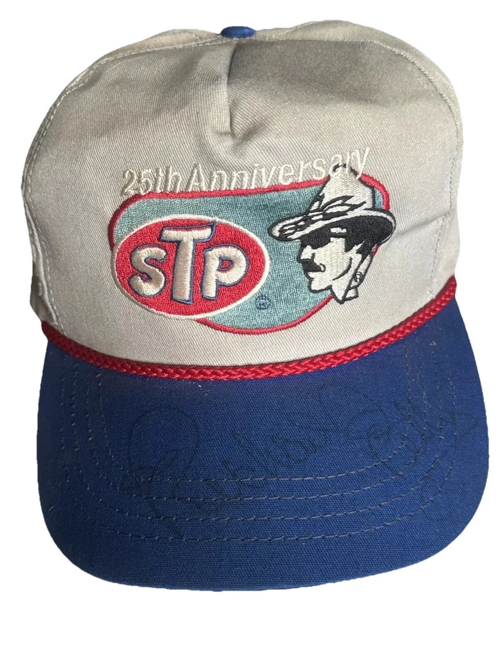 STP Snapback Trucker Hat Signed by Richard Petty Read Foto 3 de 4