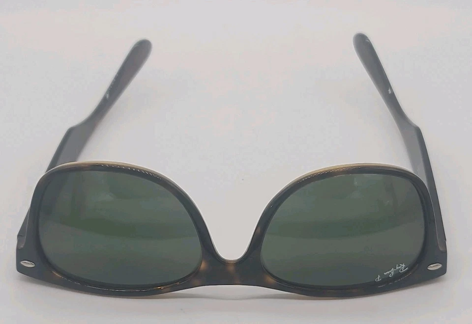 Ray-Ban RB2132 New Wayfarer Polarised Black Frame Grey Lens Sunglasses, photo 3 of 5