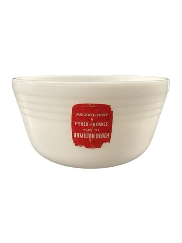 Vintage Hamilton Beach Pyrex Large (9 Inch) White Mixing Bowl (1940s) NVR Used