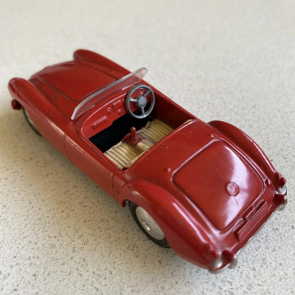 Corgi 302 MGA Convertible RED 1957 Original Vintage Very Near Mint Example - Image 4 of 4