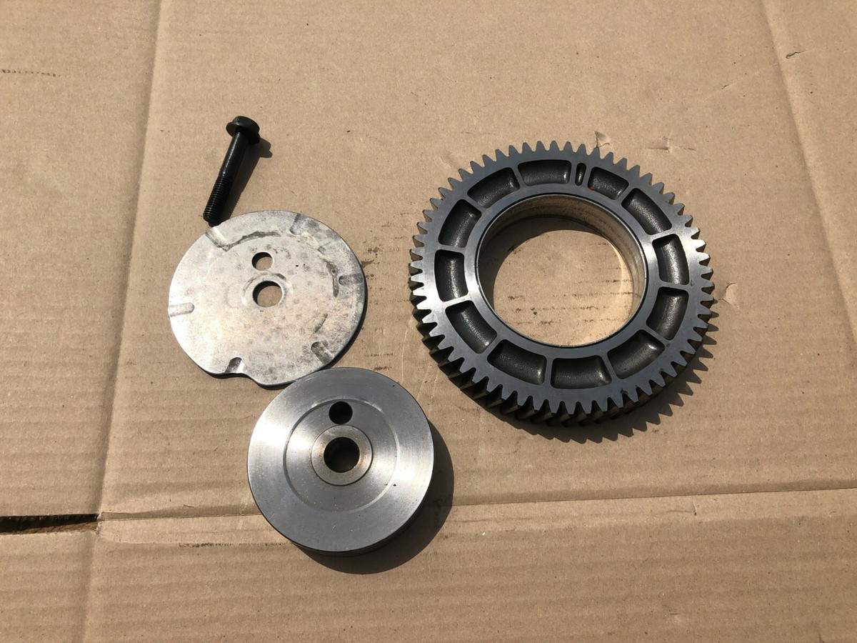 John Deere 6068 HFC93 Diesel Engine Upper Idler Gear 624K 644K 