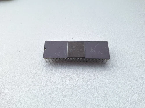 Signetics 2652I peripheral controller for 2650 vintage CPU GOLD