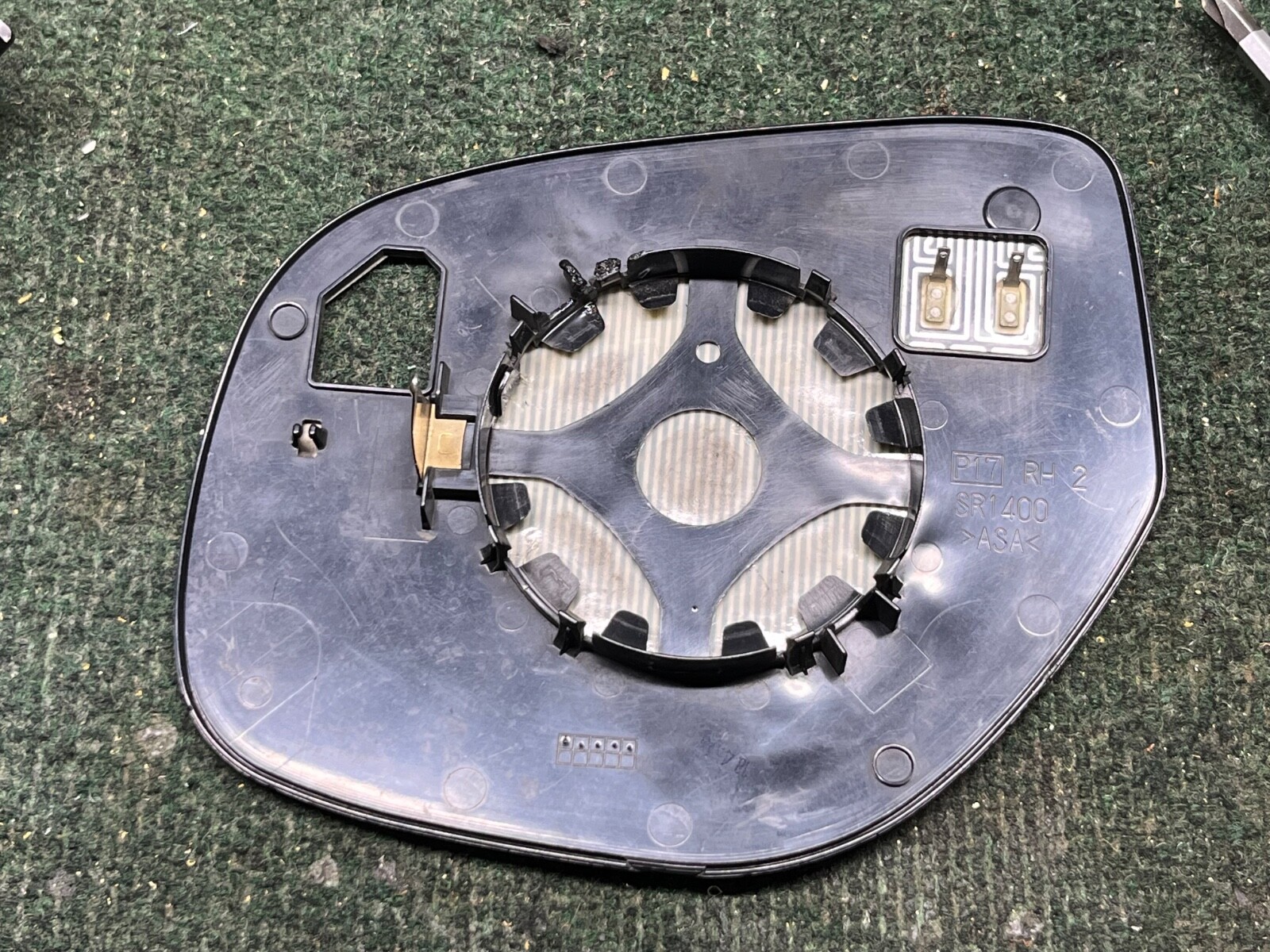 2018 Mitsubishi Outlander PHEV GT Right Hand Door Mirror Backing (Power)