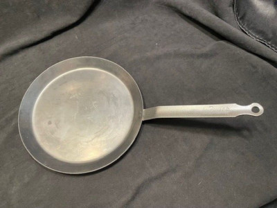 De Buyer Steel 9.5'' Fry Pan Crepe Omelette Black Heavy Chef France 1830 Vintage