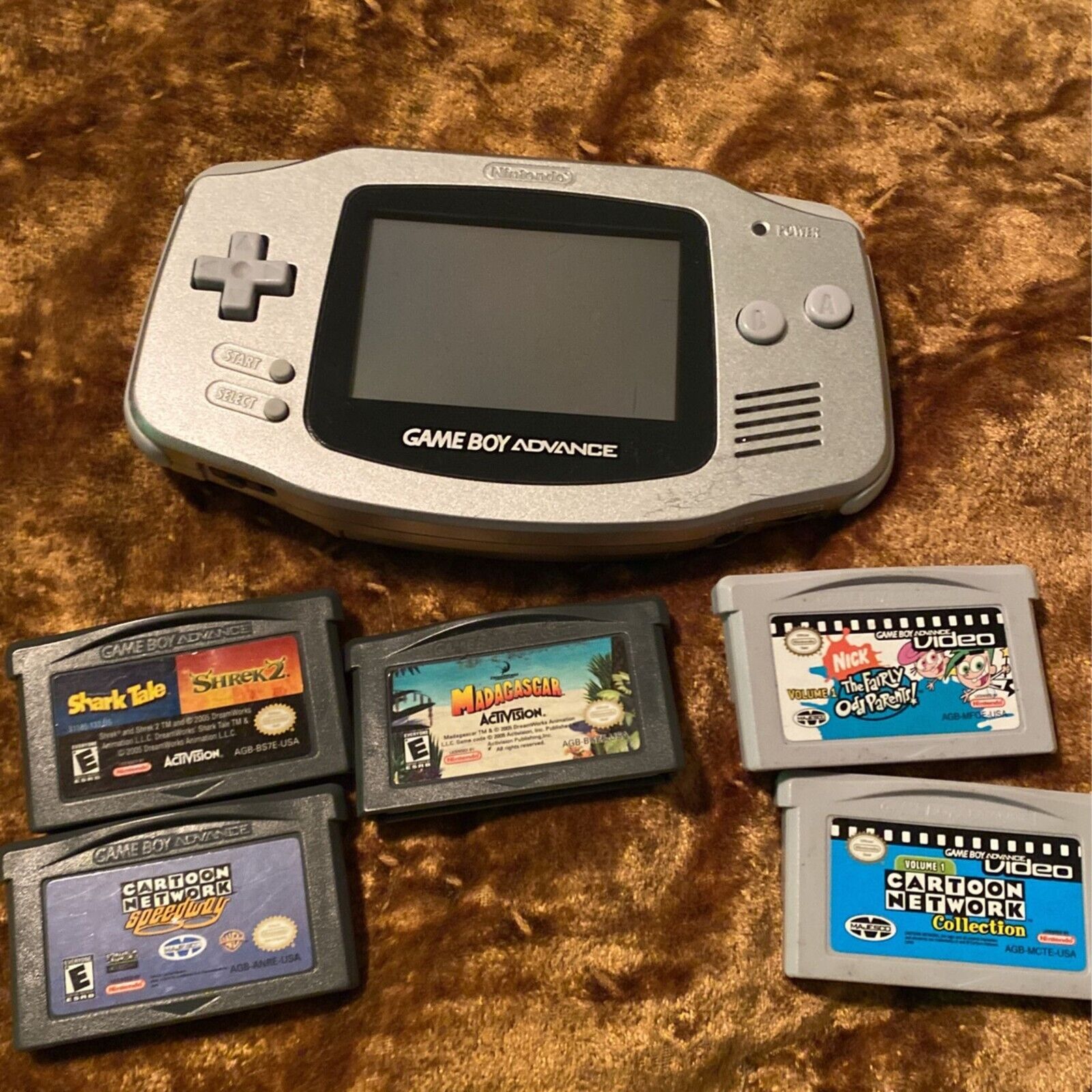 Nintendo GameBoy Advance Console System Grey with 5 games WORKS GREAT