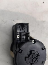 Feu avant (phare) Infiniti Q30