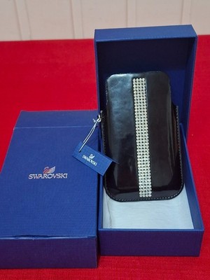 SELTENES SWAROVSKI KARTEN- ODER HANDYETUI AUS SCHWARZEM LEDER UND KRISTALL