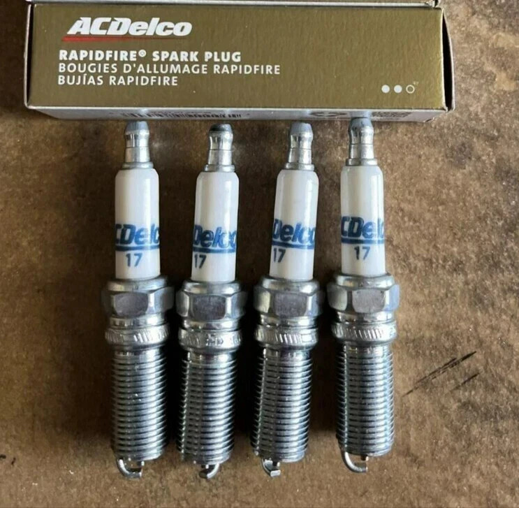 4 Pack NEW GENUINE GM ACDelco RAPIDFIRE Platinum Spark Plugs #17