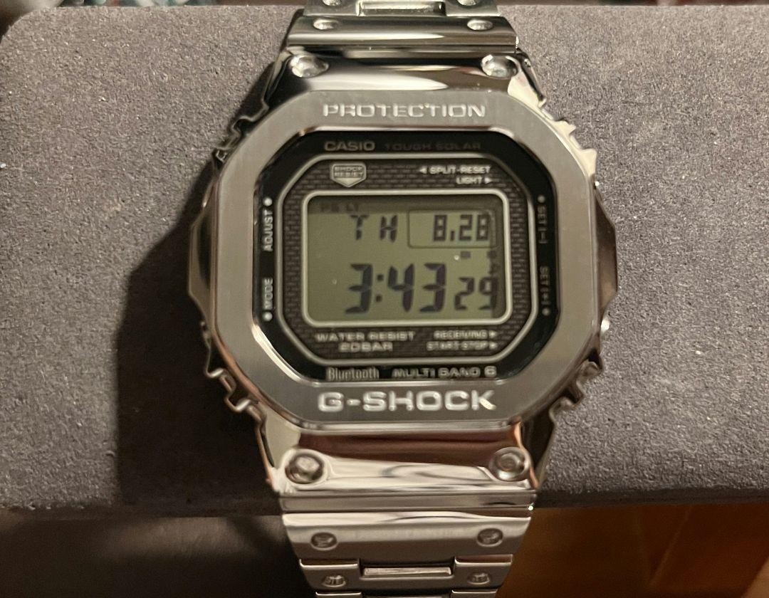 うさぎ　CASIO G-SHOCK GMW-B5000D-1JF Casio GMW-B5000D-1JF G-Shock Bluetooth Men's Watch Silver