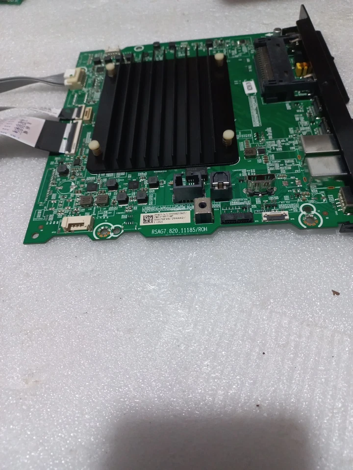 Carte Mère HISENSE RSAG7.820.11185/ROH - Photo 3/4